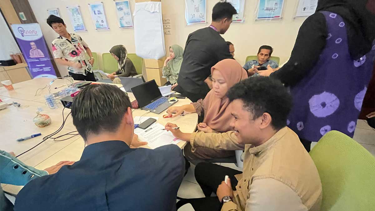 Mahasiswa KKN UIN dan Tim Hawara Dorong Transformasi Penjualan Lewat Pelatihan Praktis