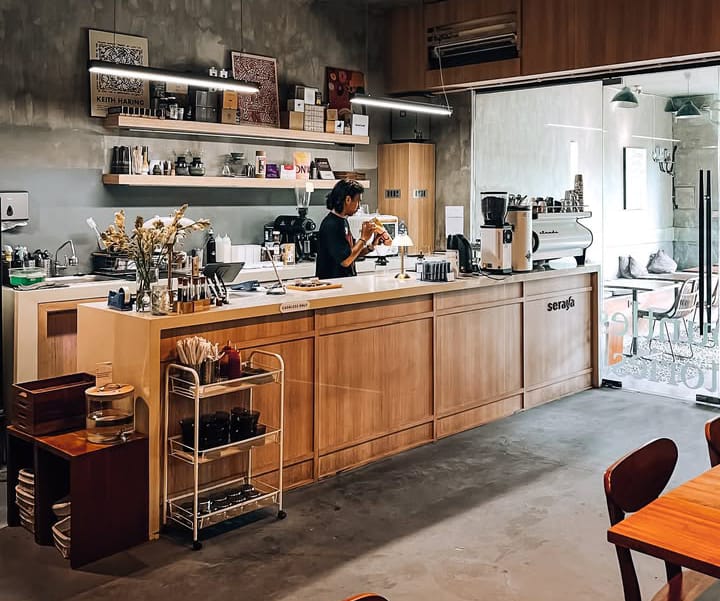 9 Tempat Minum Kopi di Palembang Ini Wajib Kamu Datangi, Pas Lagi Santai Ataupun Membahas Soal Bisnis!