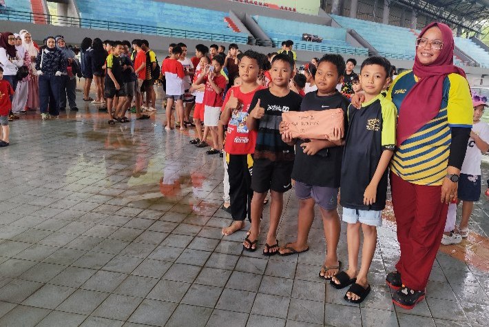 Meriahkan HUT ke-80 RI, Tirta Sriwijaya Aquatic Club Gelar Berbagai Perlombaan