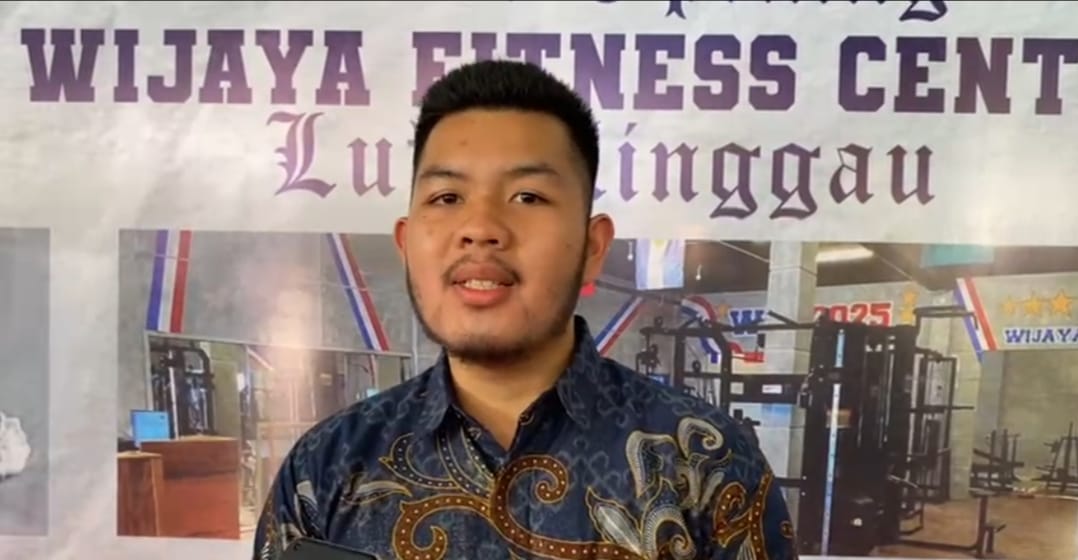 Wijaya Fitnes Center Pioner Gym di Kota Lubuk Linggau Hadirkan Ade Rai
