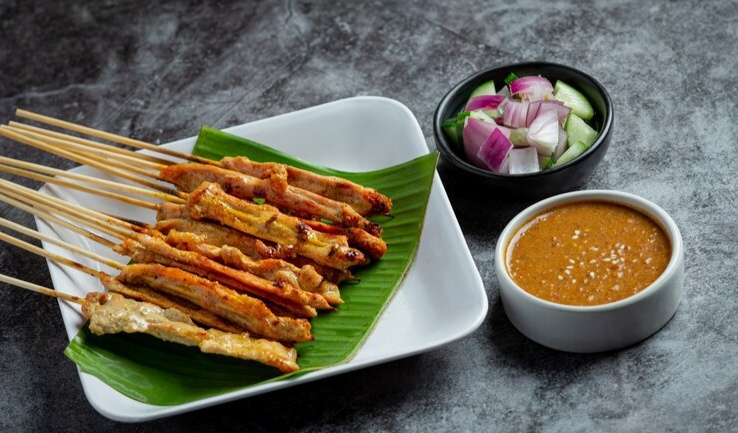 Bumbu Sambal Dagingnya Bikin Nagih! Ini 5 Kedai Makan Sate Taichan yang Wajib Kamu Coba di Palembang