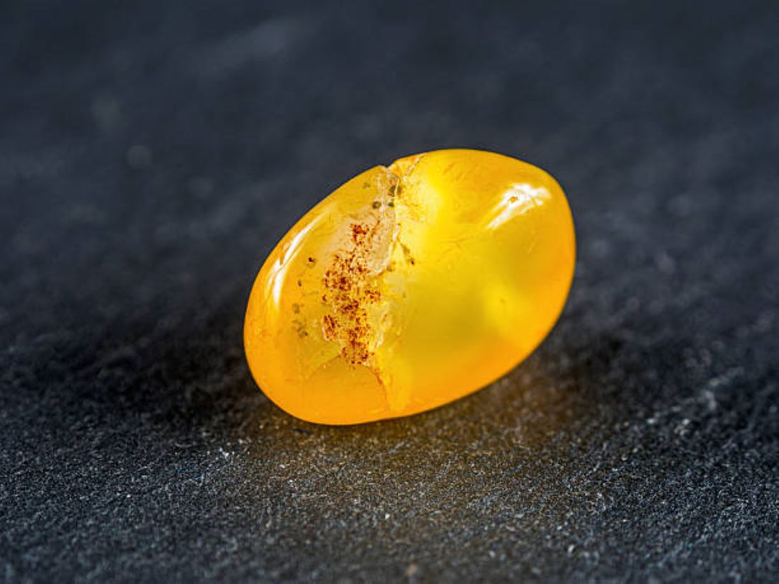 JANGAN RAGU! Inilah 7 Manfaat Batu Akik Kuning Bagi Kesehatan