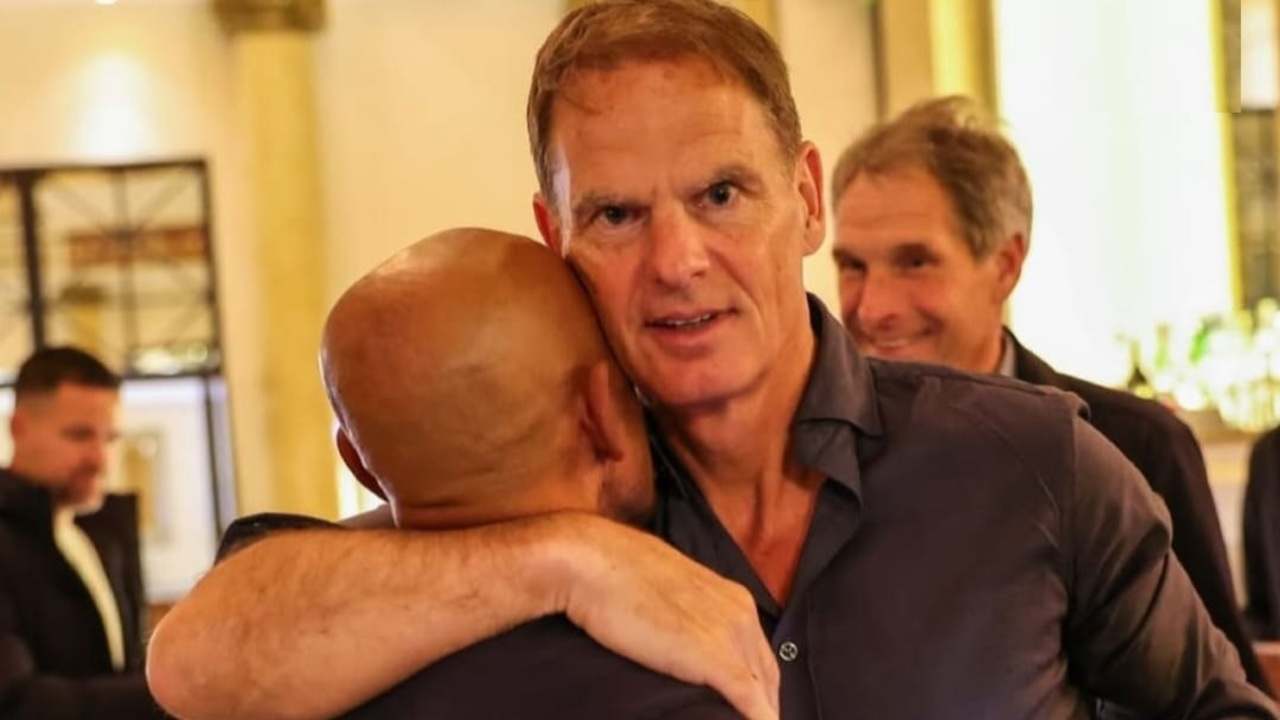 Simon Tahamata Kirim Sinyal Frank de Boer Calon Pelatih Timnas Indonesia? Ini Rekam Jejaknya!