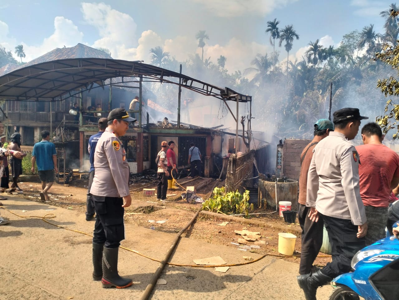 Kebakaran Hebat Terjadi di Pangkalan Lampam OKI, 4 KK Kehilangan Tempat Tinggal