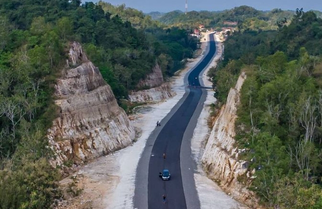 Jalan Tol Probowangi Mulai Digarap, Dibangun Membelah Bukit Dengan Investasi Senilai Rp10,7 Triliun