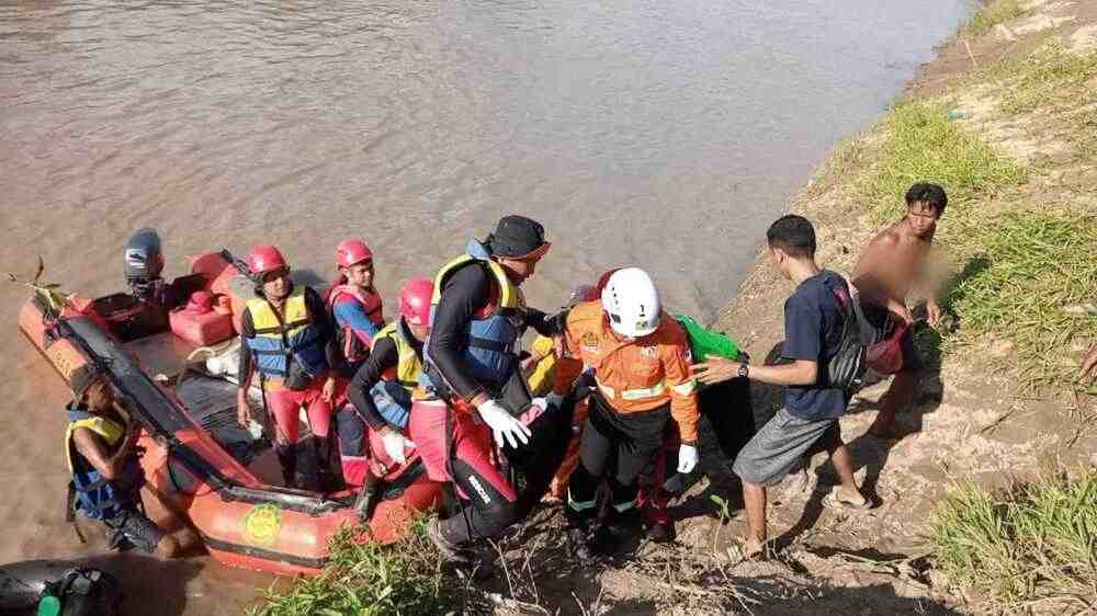 Basarnas Sumsel Evakuasi Remaja yang Tenggelam di Sungai Lematang