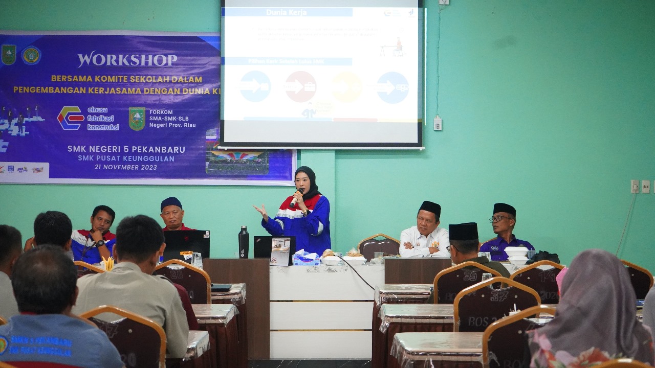 Datangi SMK Negeri 5 Pekanbaru, PT Elnusa Tbk Berikan Edukasi Tentang Ini