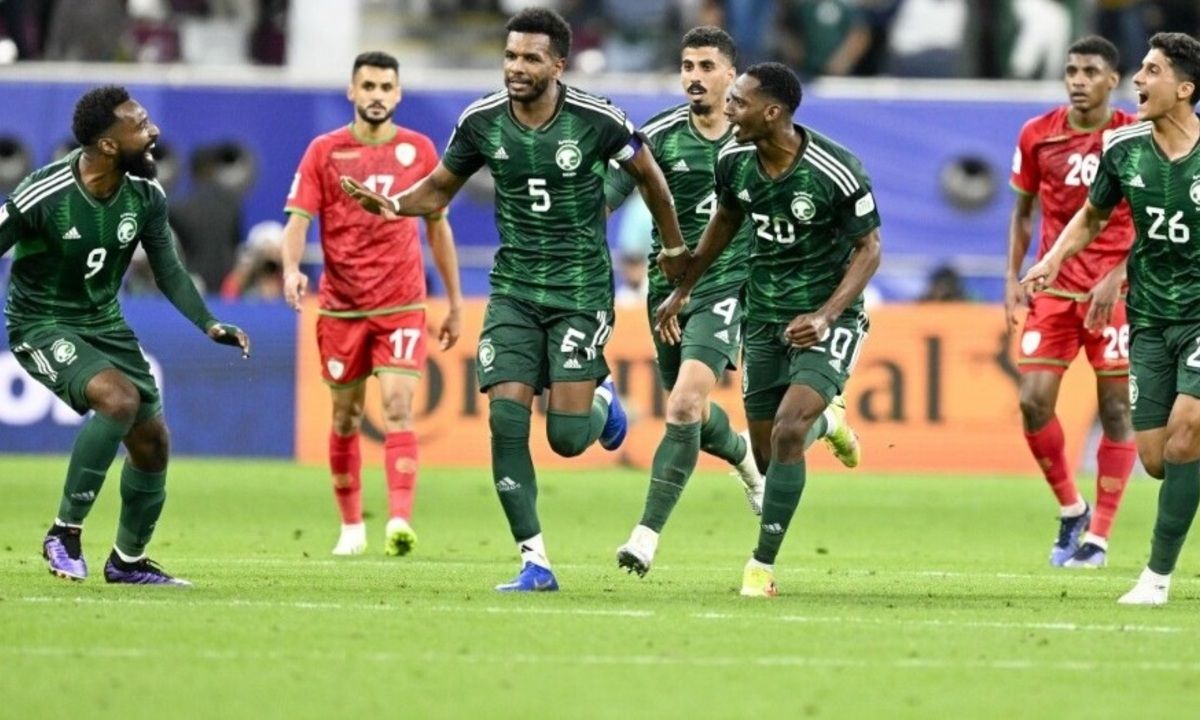 Hasil Piala Asia 2023 Arab Saudi vs Timnas Oman: Anak Asuh Roberto Mancini Menang Tipis 2-1, Diselamatkan VAR!