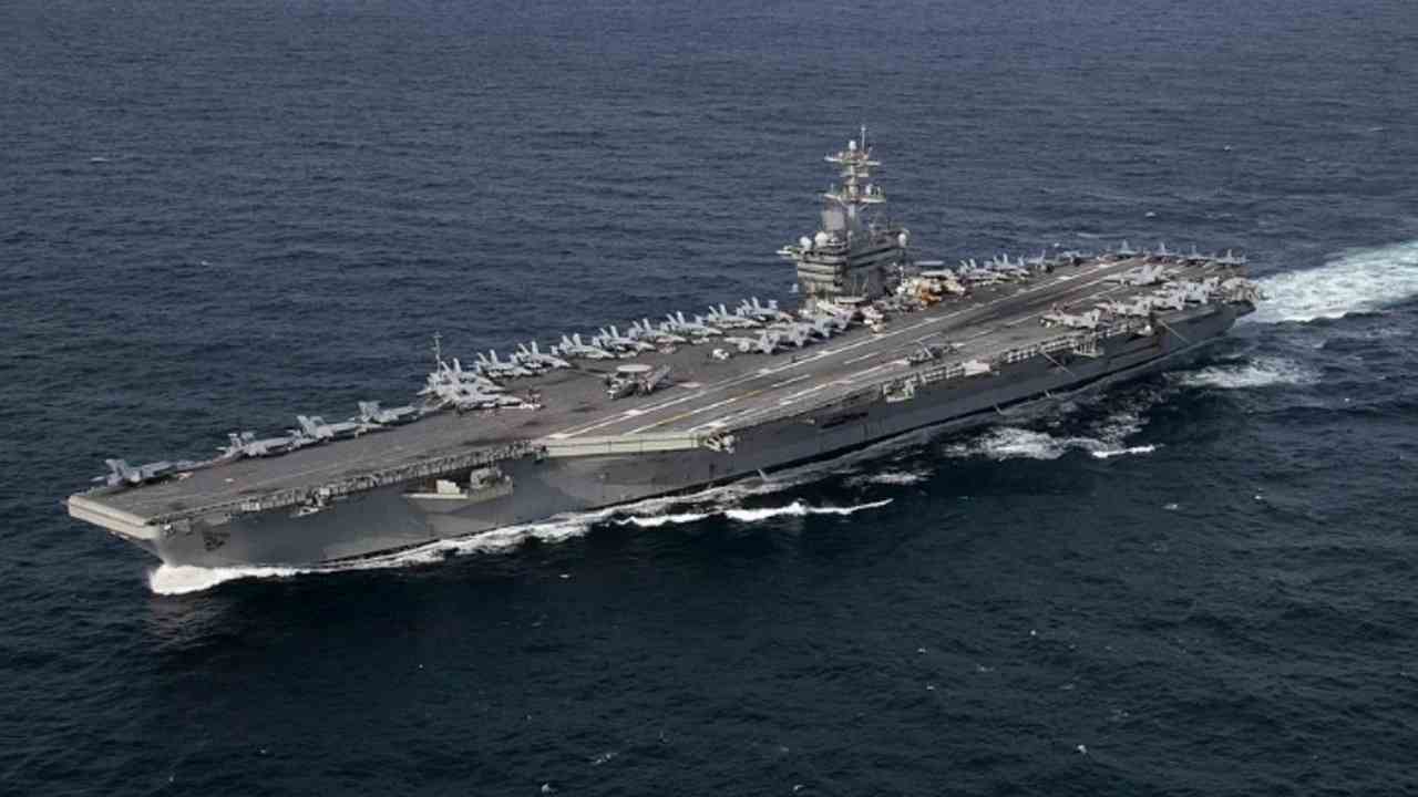 Ketegangan Memuncak! Drone Peledak Iran Sasar Kapal Induk USS Abraham Lincoln