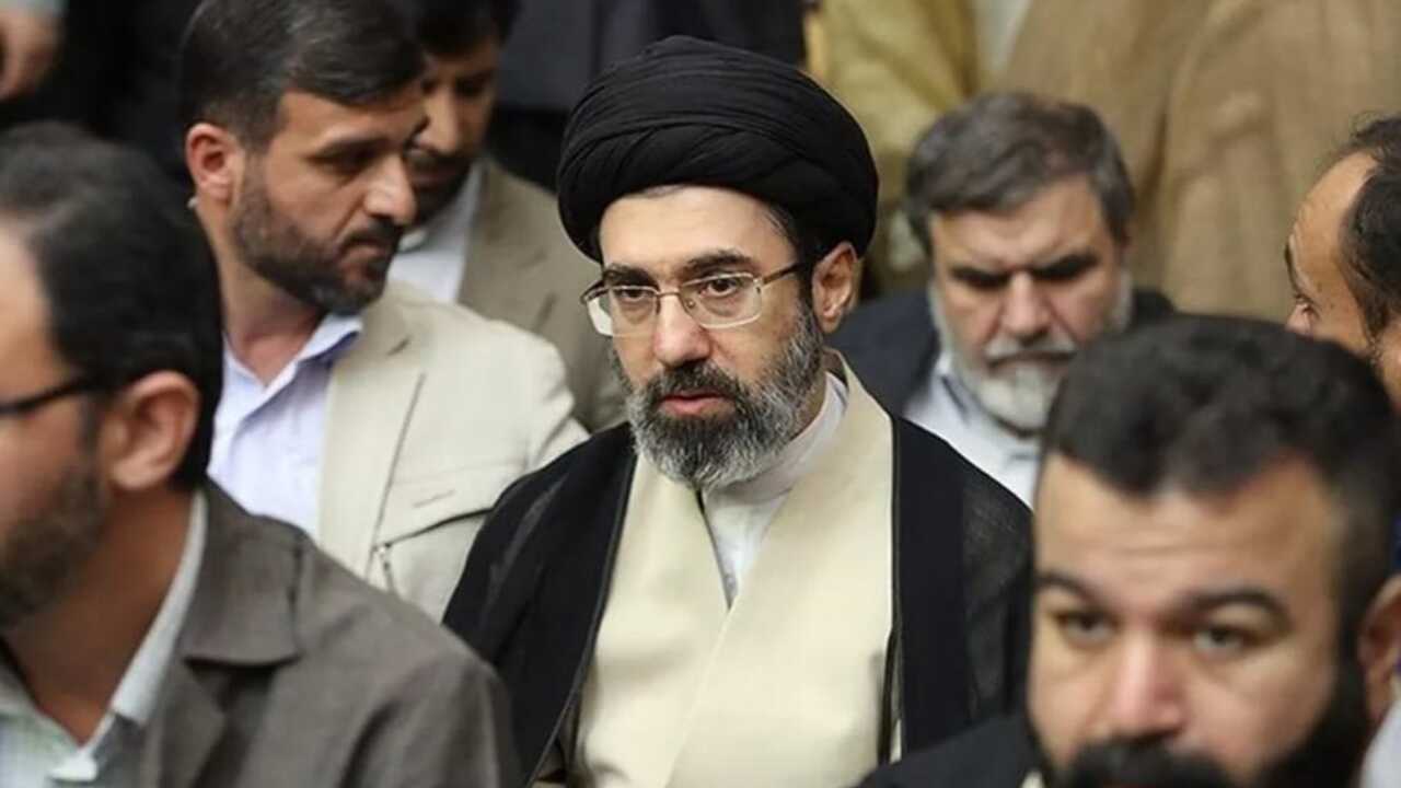 Resmi Pimpin Iran, Ini Pesan Keras Mojtaba Khamenei untuk Trump
