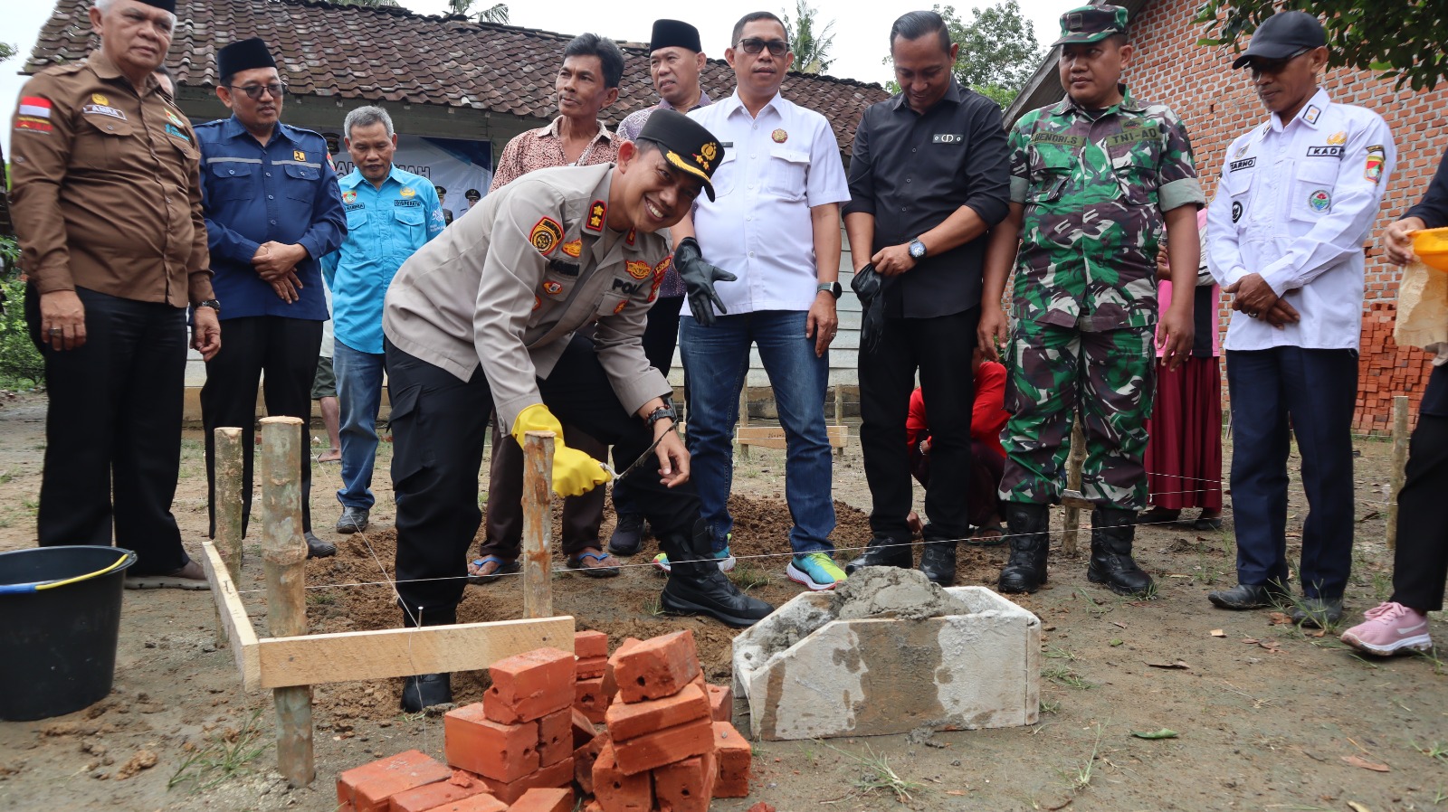Kolaborasi Apik, Polres Musi Rawas Sudah Perbaiki 5 Rumah Warga Kurang Mampu
