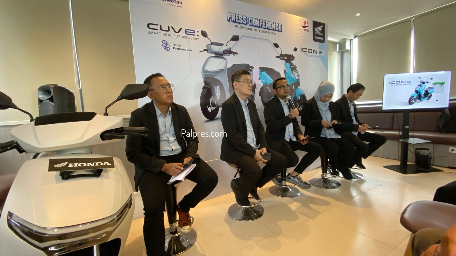 2 Motor Listrik Terbaru Honda Sudah Hadir di Palembang, Intip Kecanggihan Honda ICON e: dan CUV e: 