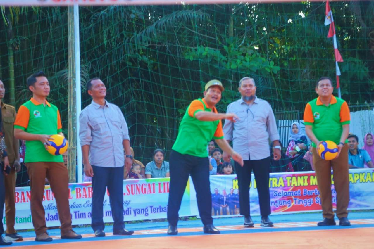 Wabup Muba Resmikan Turnamen Bola Voli Koin Cup 2025 di Sungai Lilin