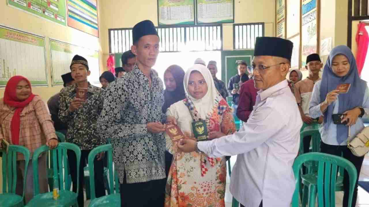 Program Isbat Nikah Gratis OKU Timur, KUA Madang Suku II Ikutkan 29 Pasutri