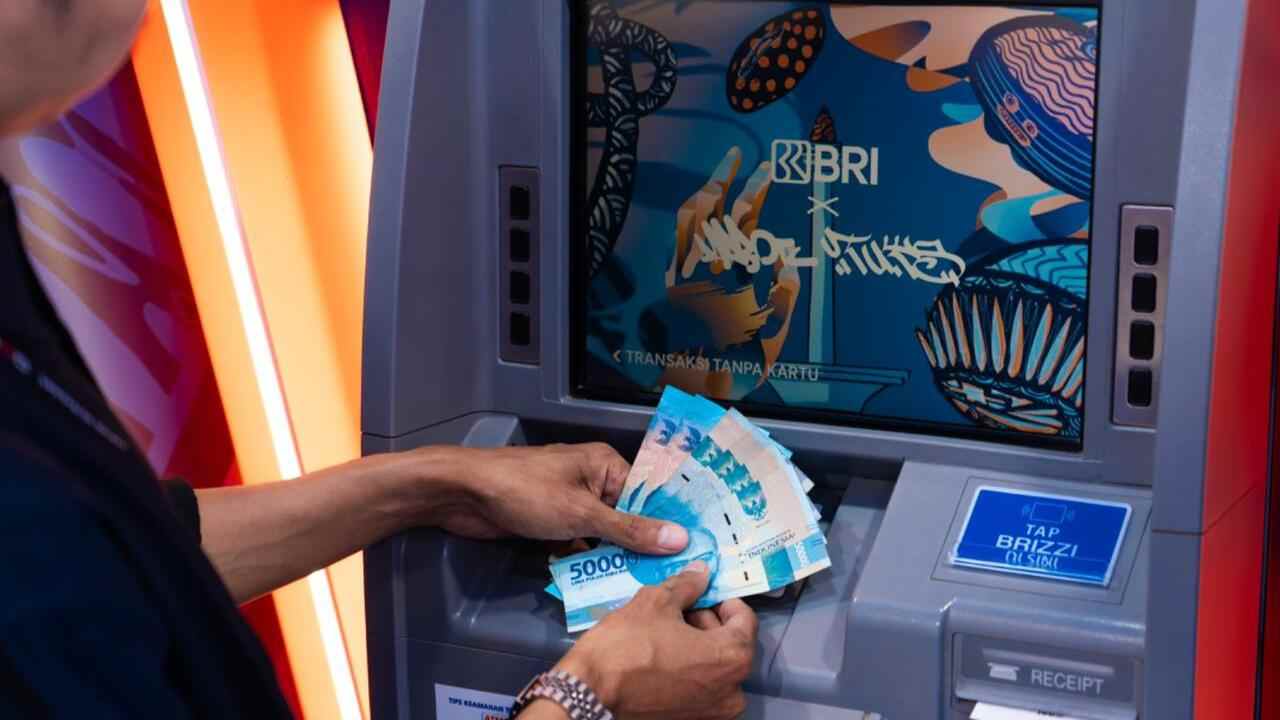 Gaji Melalui BRI, Hidup Lebih Mudah: Kisah Nurul Aina, Nasabah Bank Rakyat Indonesia