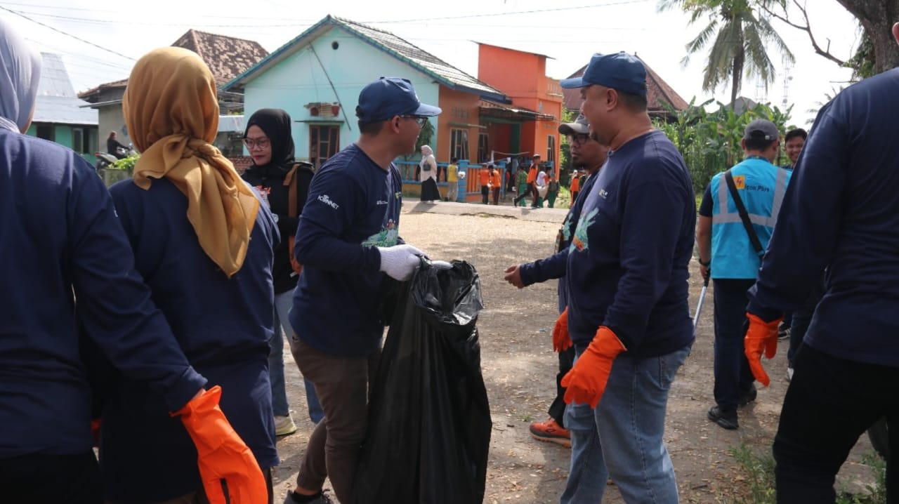 PLN Icon Plus Hadirkan Aksi Nyata Jaga Lingkungan Sungai Kedukan Lewat Program Zero Waste Warriors