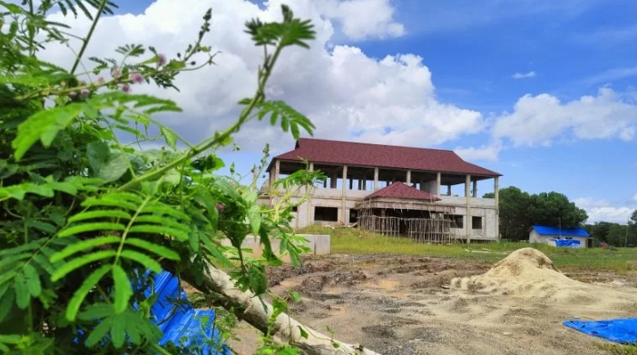 Negara Tekor, Pembangunan Gedung Olahraga di Kalimantan Selatan Tak Kunjung Selesai, Bangunannya Kini Roboh