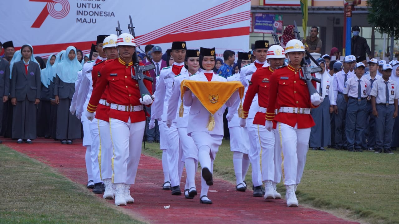 HUT RI Berlangsung Khidmat, Wabup OKI Sampaikan Terimakasih ke Paskibraka dan Peserta Upacara