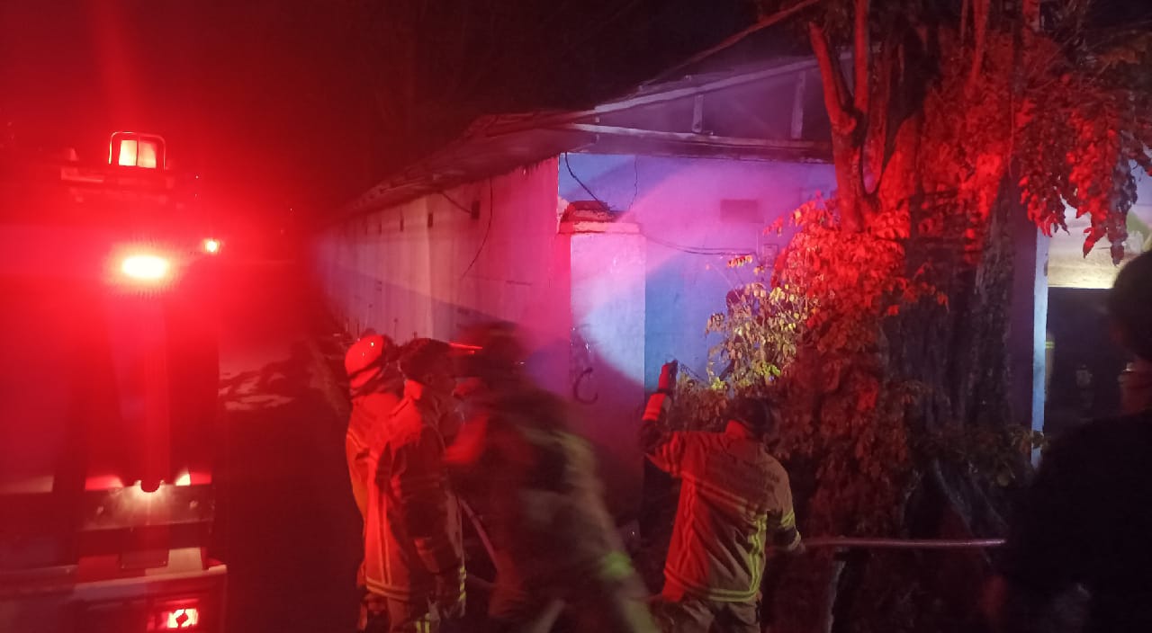 Masih Hangat Kebakaran Fakultas Psikologi Kini Kantin UIN Raden Fatah Palembang Kembali Terbakar