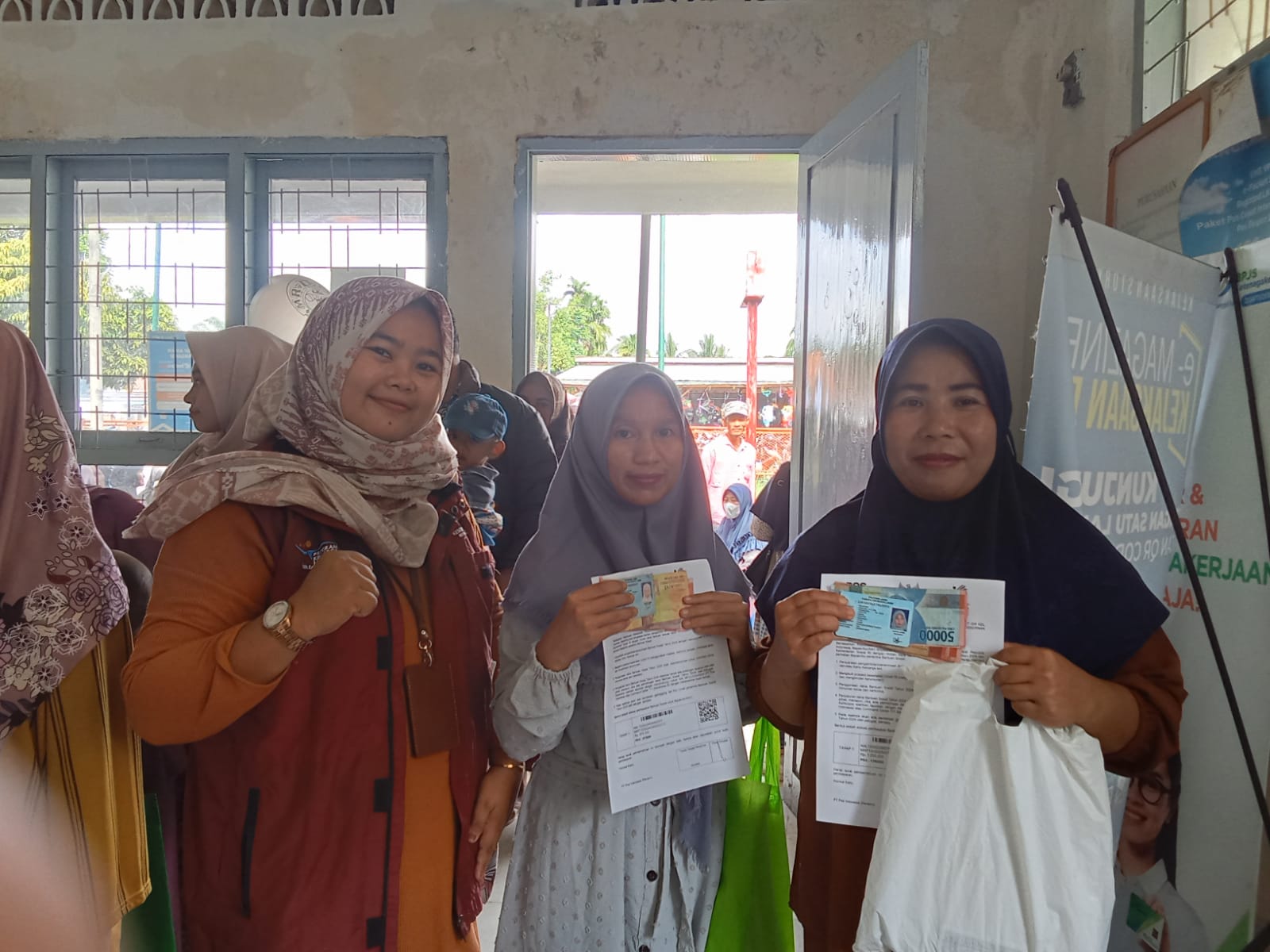 Cuma Modal e-KTP dan KK, Kamu Bisa Dapat Bansos BPNT Rp200.000, Cair Juni Mendatang, Begini Cara!