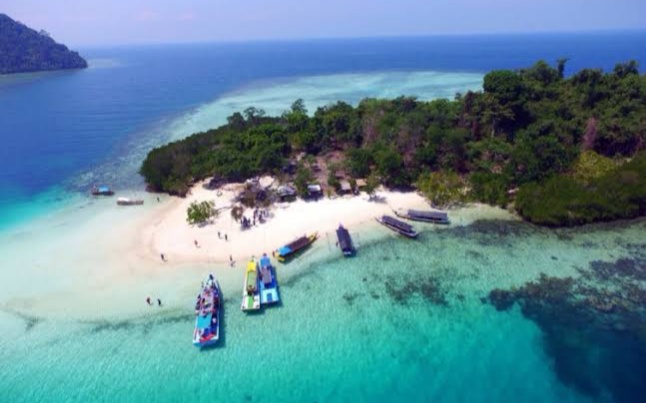 Referensi Long Weekend! Ini 6 Tempat Wisata Alam Terbaik di Lampung yang Wajib Kamu Kunjungi