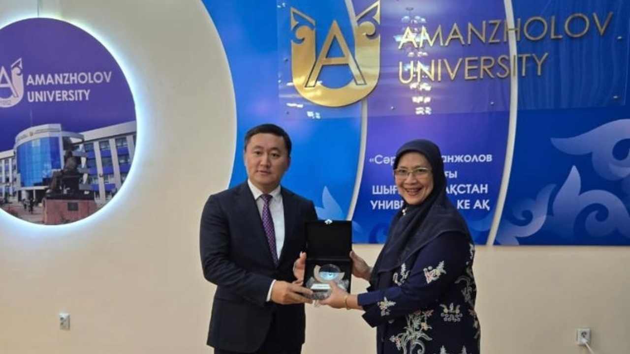 Kolaborasi Akademik: FEB Usakti Penuhi Undangan Universitas Sarsen Amanzholov Kazakhstan