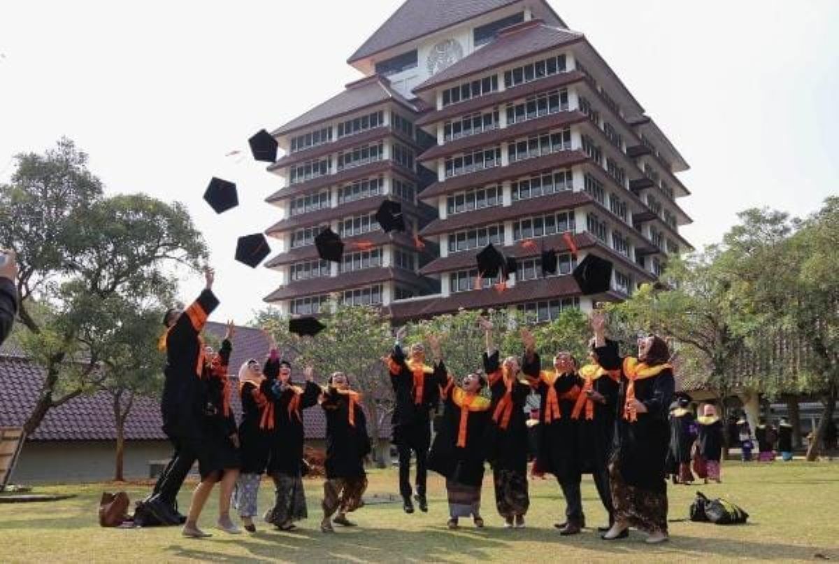 Lulusannya Langsung Kerja di Perusahaan Top, Inilah 5 Universitas dengan Jurusan Hukum Terbaik di Indonesia