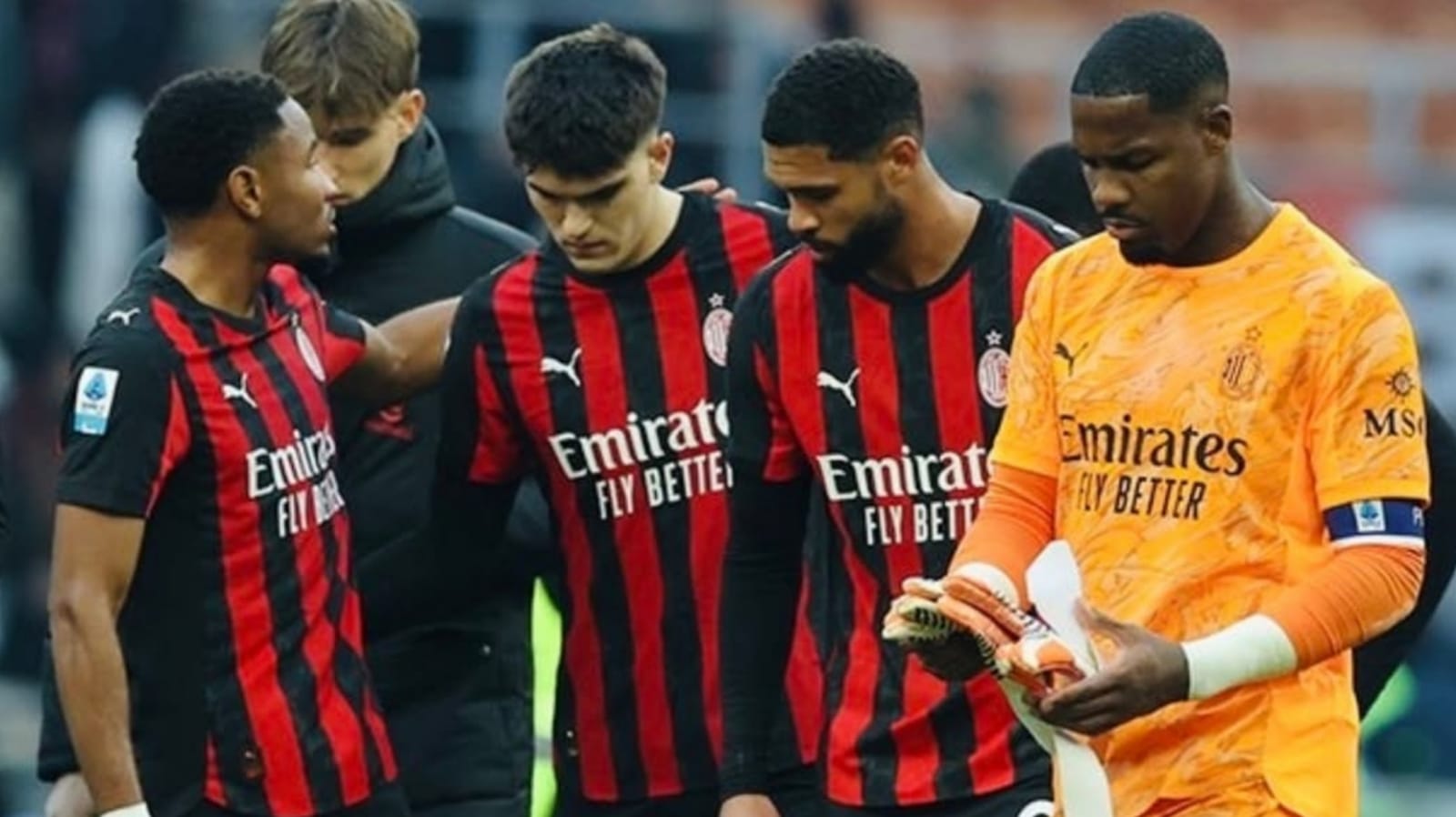 Pertahanan yang Rapuh Bukan Gaya Allegri Tapi Berperan dalam Penurunan Performa AC MIlan