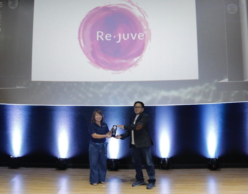 Re.juve Raih Penghargaan Continuous Clean Label Product of the Year