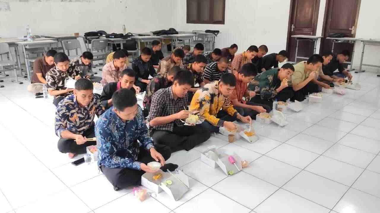 Siap Magang ke Jepang, Peserta Vokasi Muba Kuasai Bahasa dan Etika Makan dengan Sumpit