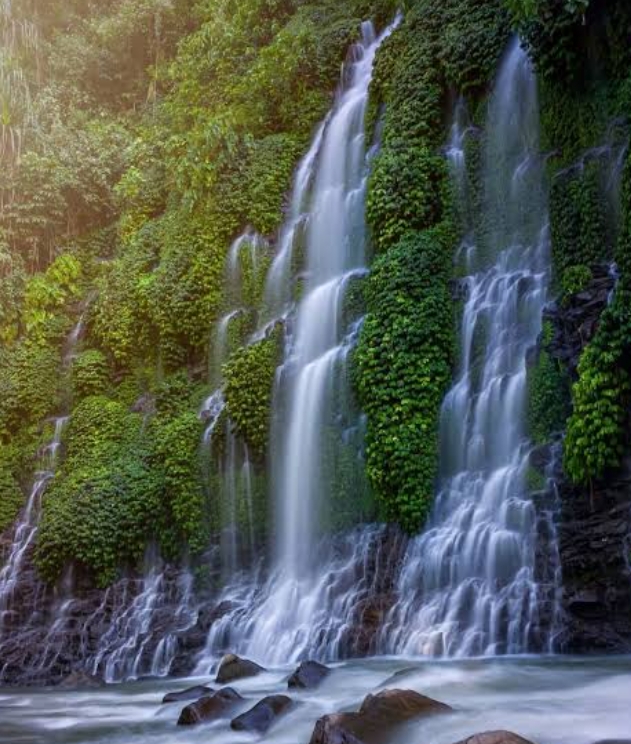 7 Air Terjun Terindah di Sumatera Selatan, Ada yang Punya Kolam Renang dan Waterboom Alami Lho!