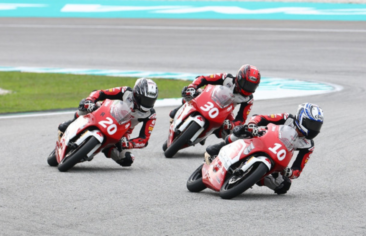 Performa Kencang Pebalap Muda AHM Tuntaskan Musim IATC 2025