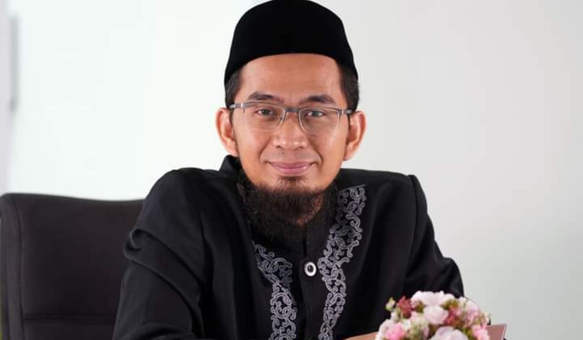 Ada 1 Amalan yang Tak Putus Meski Orang Tua Sudah Wafat, Ini Penjelasan Ustad Adi Hidayat