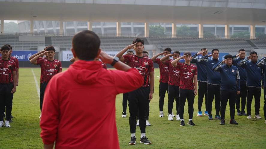 Indra Sjafri dan Skuad Timnas Indonesia U20 Gelar Upacara HUT RI ke-79, Ini  Doa dan Harapan Mereka