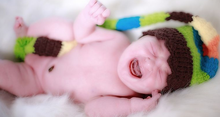 7 Penyebab Bayi Rewel dan Tips Mengatasinya