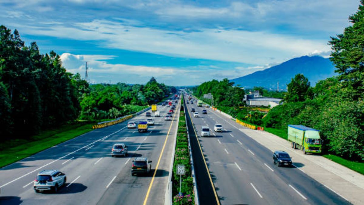 Ternyata Molor, Jalan Tol Palembang - Betung Tuntas Pada 2025, Cek Faktanya!