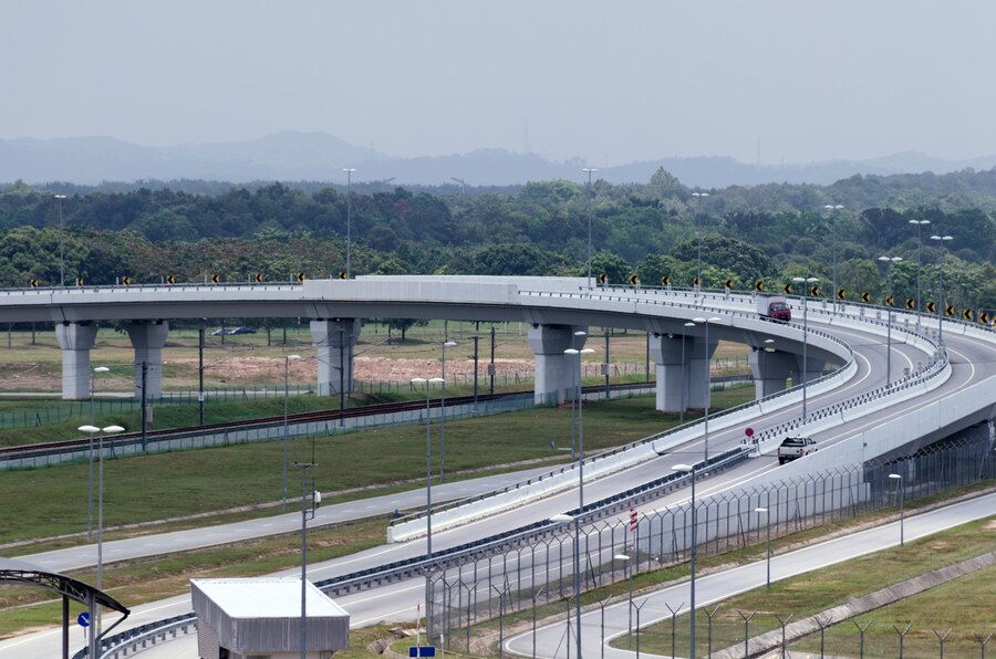 HEBAT! Jalan Tol di Jatim Ini Dibangun dengan Dana Rp10 Triliun Lebih Tanpa Gunakan APBN