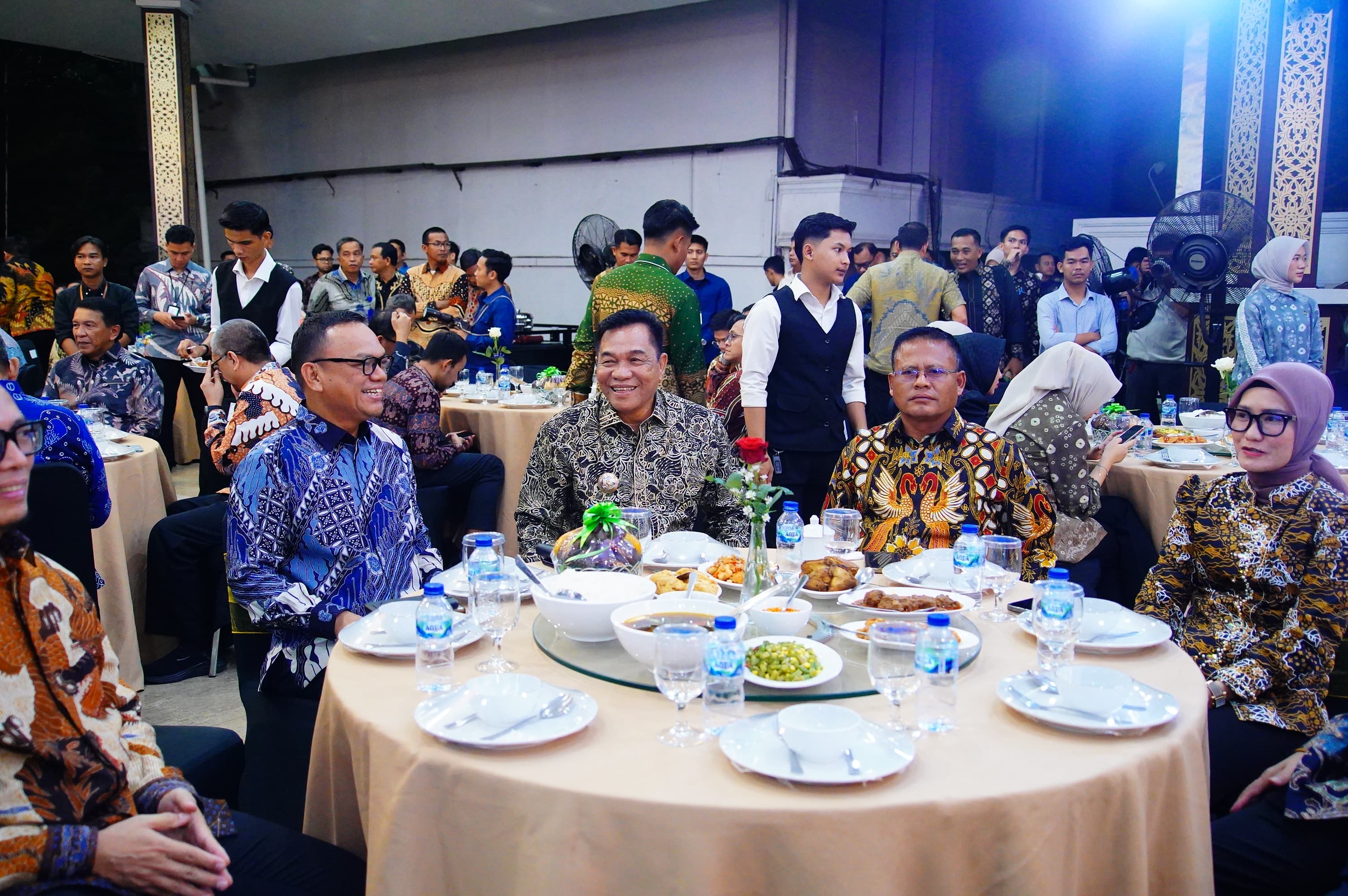 Duduk Bersama Kepala Daerah Lain, Bupati Muba Hadiri Pisah Sambut Kajati Sumsel