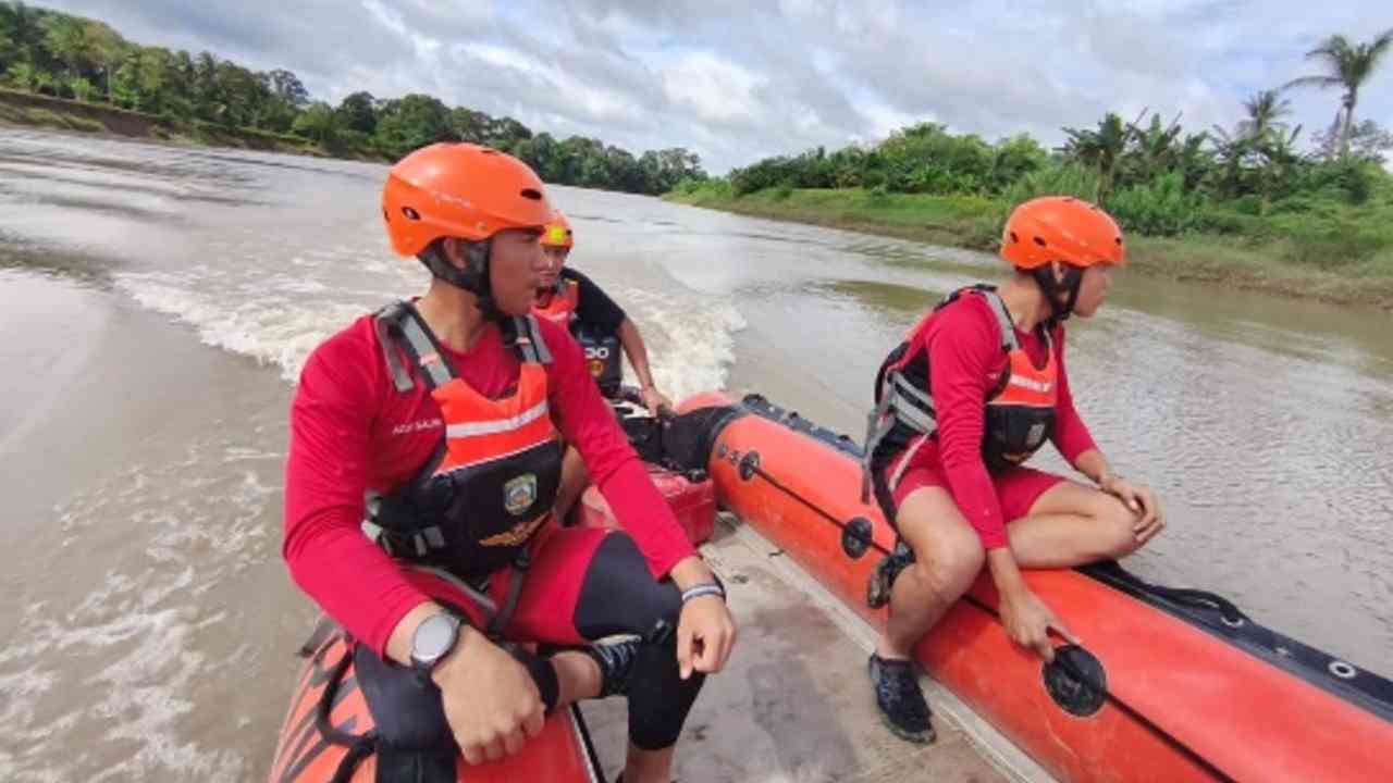 Panik Dikejar Polisi, Aksi Nekat Warga Muara Enim Berujung Tenggelam di Sungai Lematang