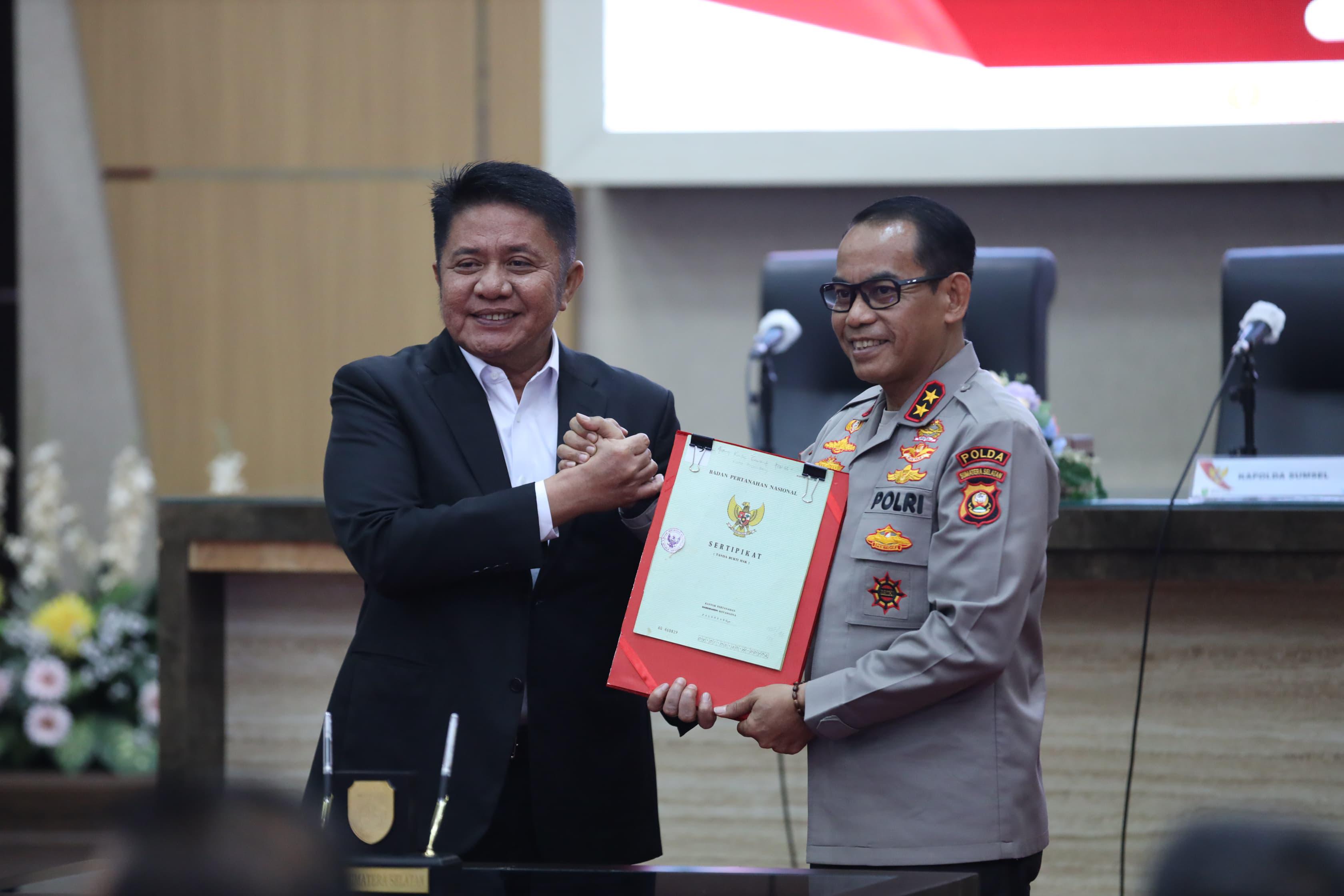 Gubernur Herman Deru Hibahkan Eks Gedung Samsat Palembang I untuk Dukung Tugas Ditlantas Polda Sumsel
