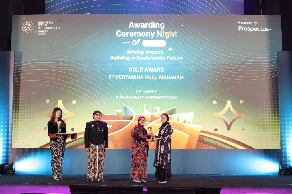 Dukung Konservasi Pesut Mahakam, Program CSR PHM Raih Predikat Emas ISRA 2025