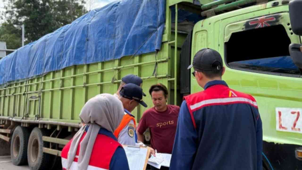 Demi Jalan Lebih Aman, Hutama Karya Giat Kampanye Zero ODOL, Begini Aksinya!