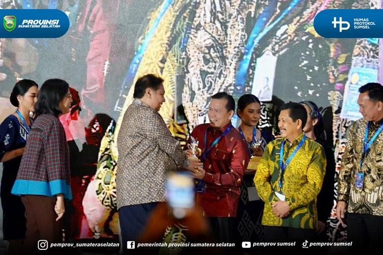 Rakornas P2DD 2024, Sumsel Raih Penghargaan TP2DD Terbaik Tingkat Sumatera dan Provinsi