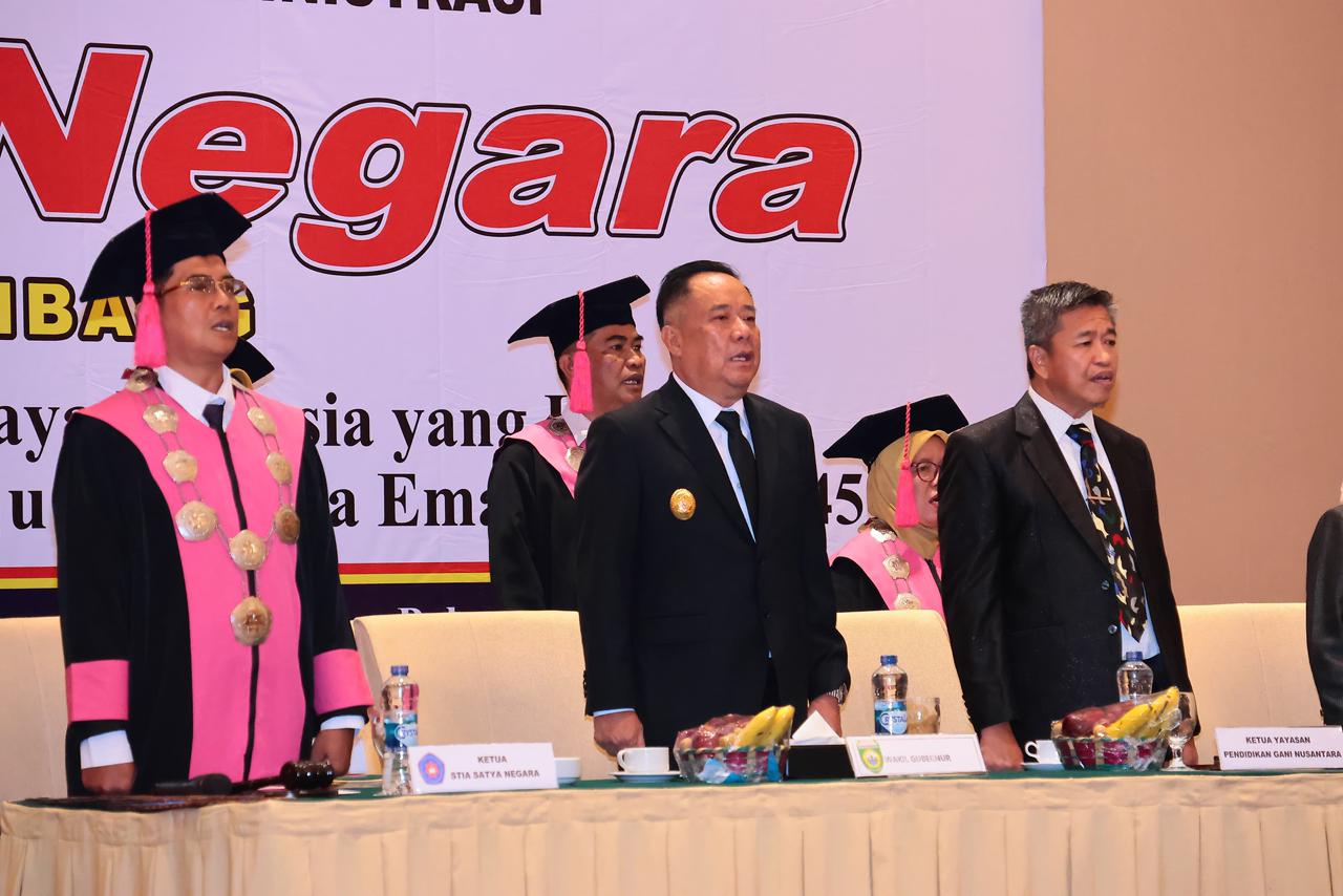 Wisuda Sarjana XXIII STIA Satya Negara Palembang, Wagub Cik Ujang Tekankan Pentingnya SDM Unggul 