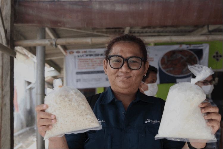 Cara PHE ONWJ Berdayakan Masyarakat Karawang dengan Limbah Cangkang Rajungan