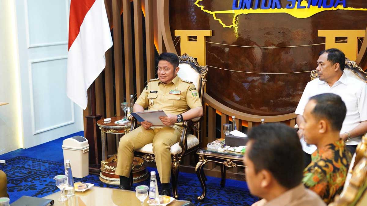 Gubernur Sumsel Berikan 2 Opsi Tanggal HUT OKU Selatan, Perbaikan Jalan Jadi Prioritas