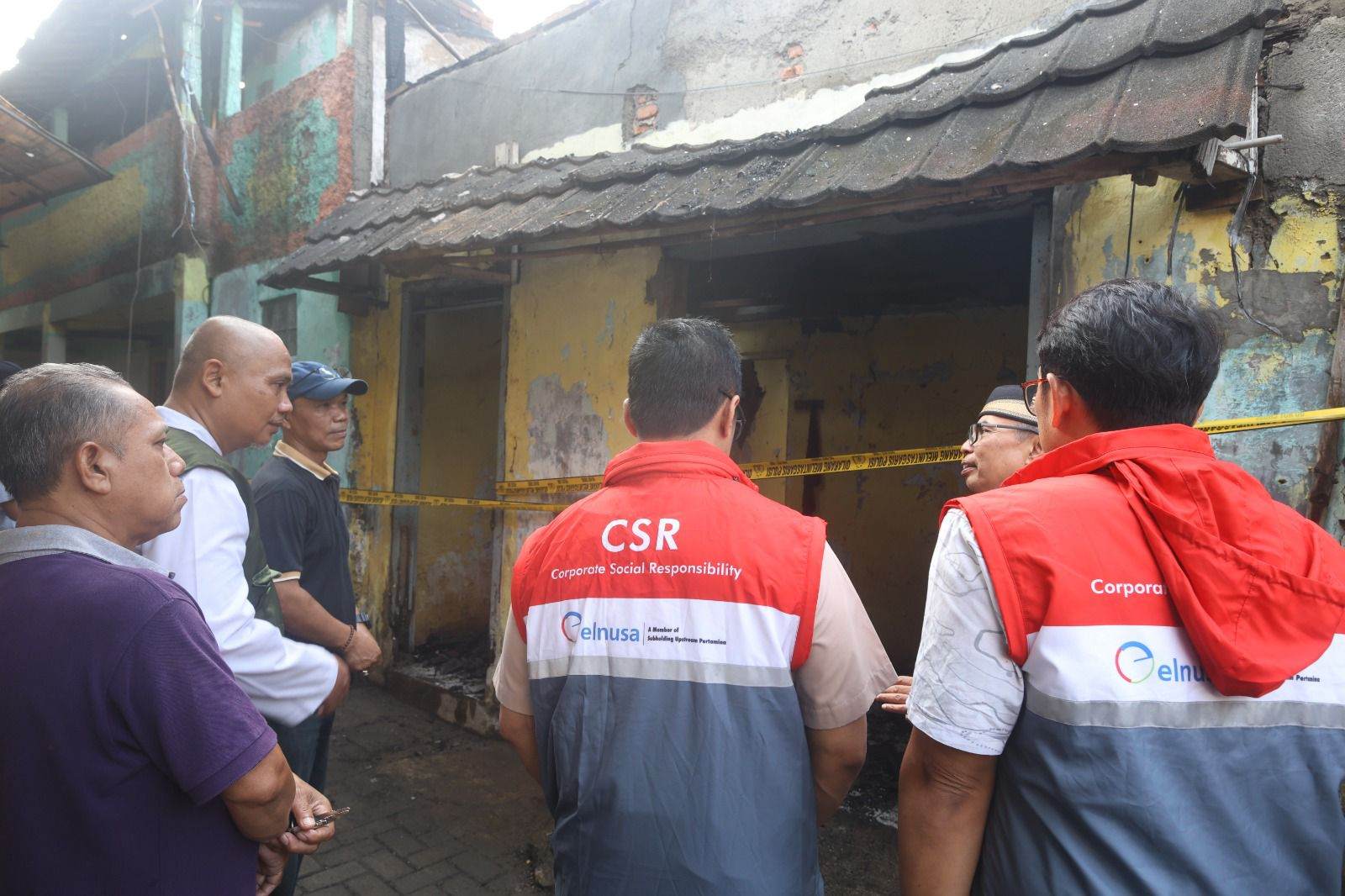 Elnusa Bantu Evakuasi dan Pemulihan Warga Korban Kebakaran di Cilandak Timur