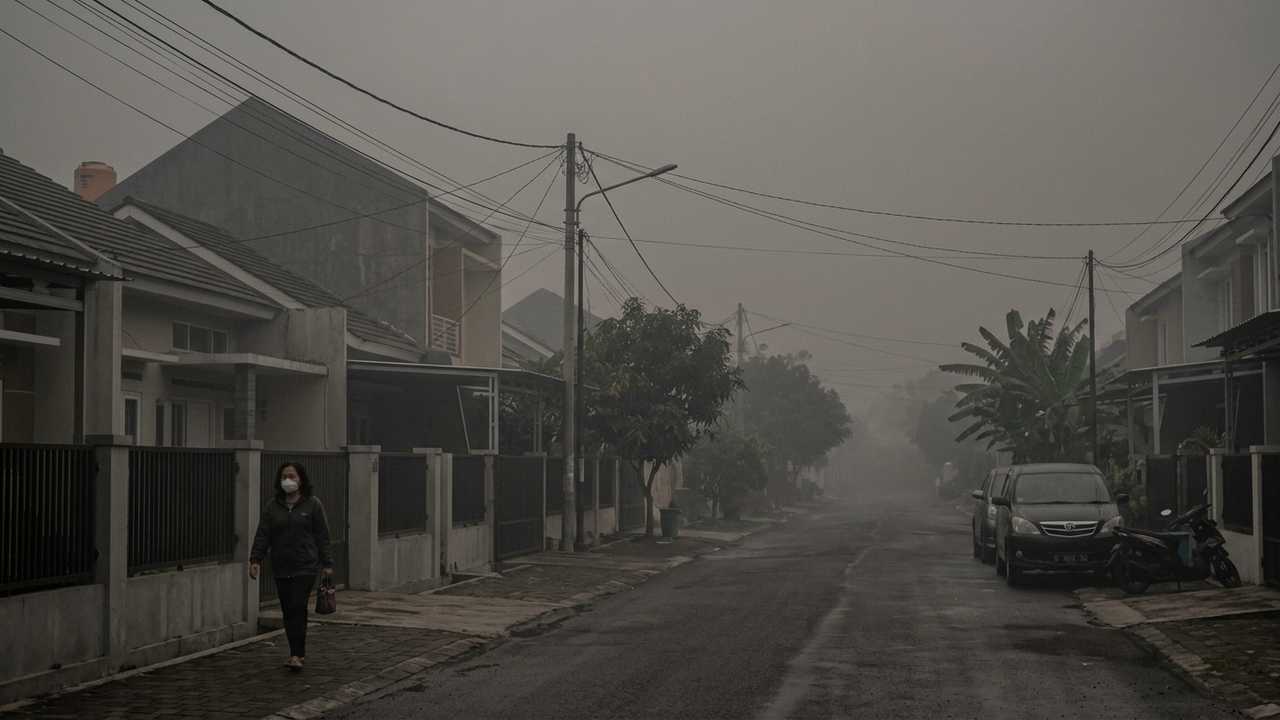 Prakiraan Cuaca Sumsel Hari Ini: Palembang Diprediksi Udara Kabur, Suhu Capai 34 Derajat
