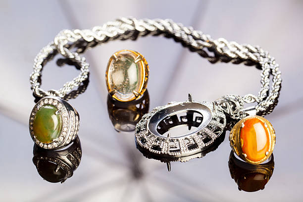 WAJIB PUNYA! 5 Batu Akik Ini Bisa Jadi Penglaris Dagangan