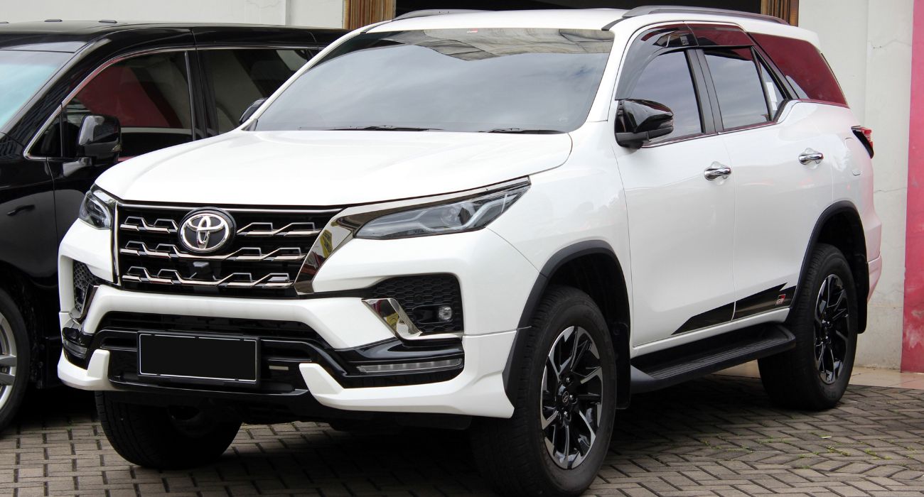 Tak Hanya Gagah Berani, Ternyata Ini Alasan Mengapa Toyota Fortuner Mendominasi Pasar SUV